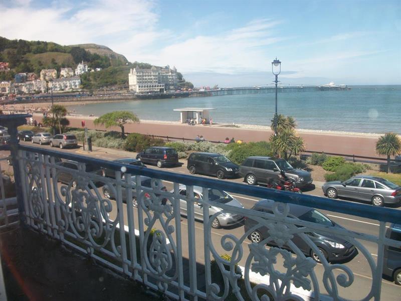 Whitehouse Hotel Llandudno Buitenkant foto